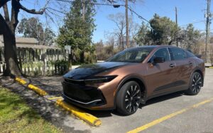 2025 Toyota Crown Platinum 